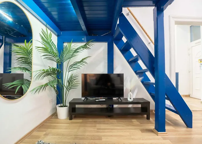 Charming In The Heart Of D26b