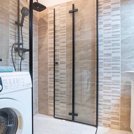 Апартаменты Charming In The Heart Of D26b Будапешт